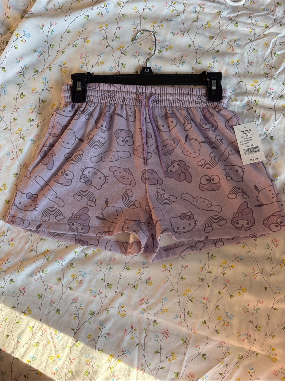 Lavender Graphic Hello Kitty and Friends Print Women’s Shorts - XS. NWT